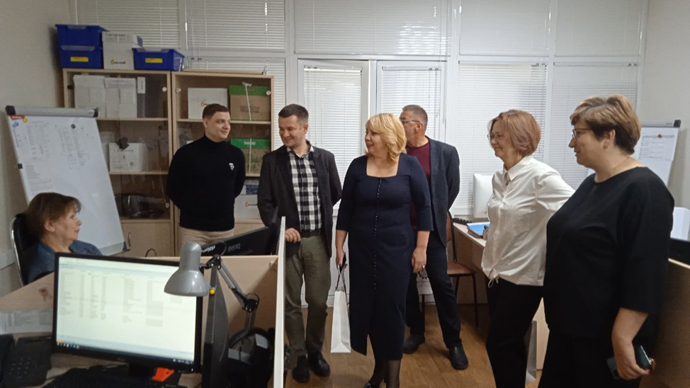 Качества взрослой женщины. Светлополянск кировская область. Иро иро 105 оттенок. На севере жить разговоры иро. Стратегический план на севере жить 2030 мурманская область.